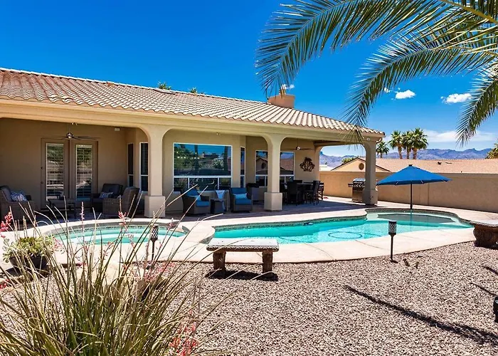Luxury Residential Estates Pool Firepit *