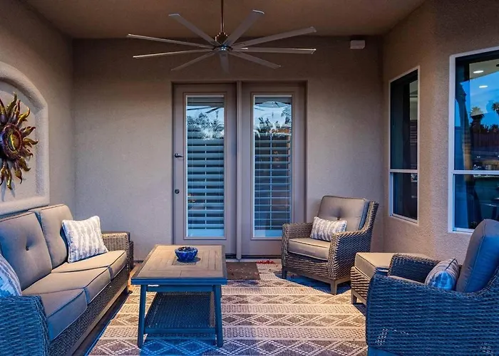 Holiday home Luxury Residential Estates Pool Firepit