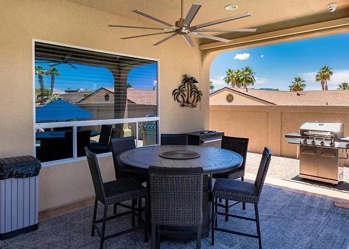 Luxury Residential Estates Pool Firepit