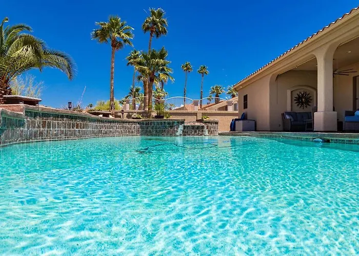 Holiday home Luxury Residential Estates Pool Firepit